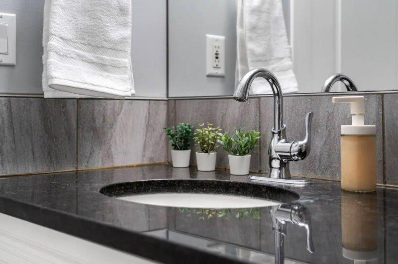 #304, 1540 17th Ave SW, Calgary, 2 Bedrooms Bedrooms, 0 ,2 BathroomsBathrooms,Condos/Townhouses,For Rent,Skyline on 17th,#304, 1540 17th Ave SW,0,3334